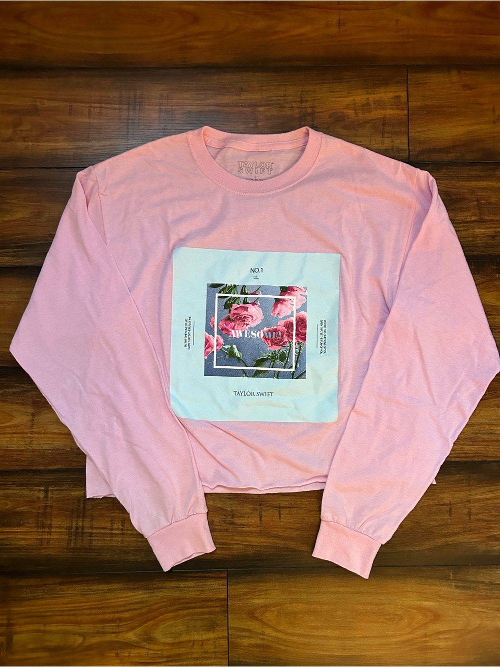 Taylor Swift Pink Floral Graphic Crewneck Shirt Sz Small